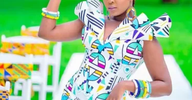 VIDEO Sanaipei Tande – Amina MP4 DOWNLOAD