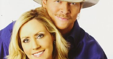 Alan Jackson & Denise Jackson NET WORTH