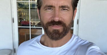 Ryan Reynolds NET WORTH: Height, Stature and Stardom – A Comprehensive Look