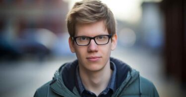 Hank Green Net Worth: The Digital Prosperity of the Educational YouTuber